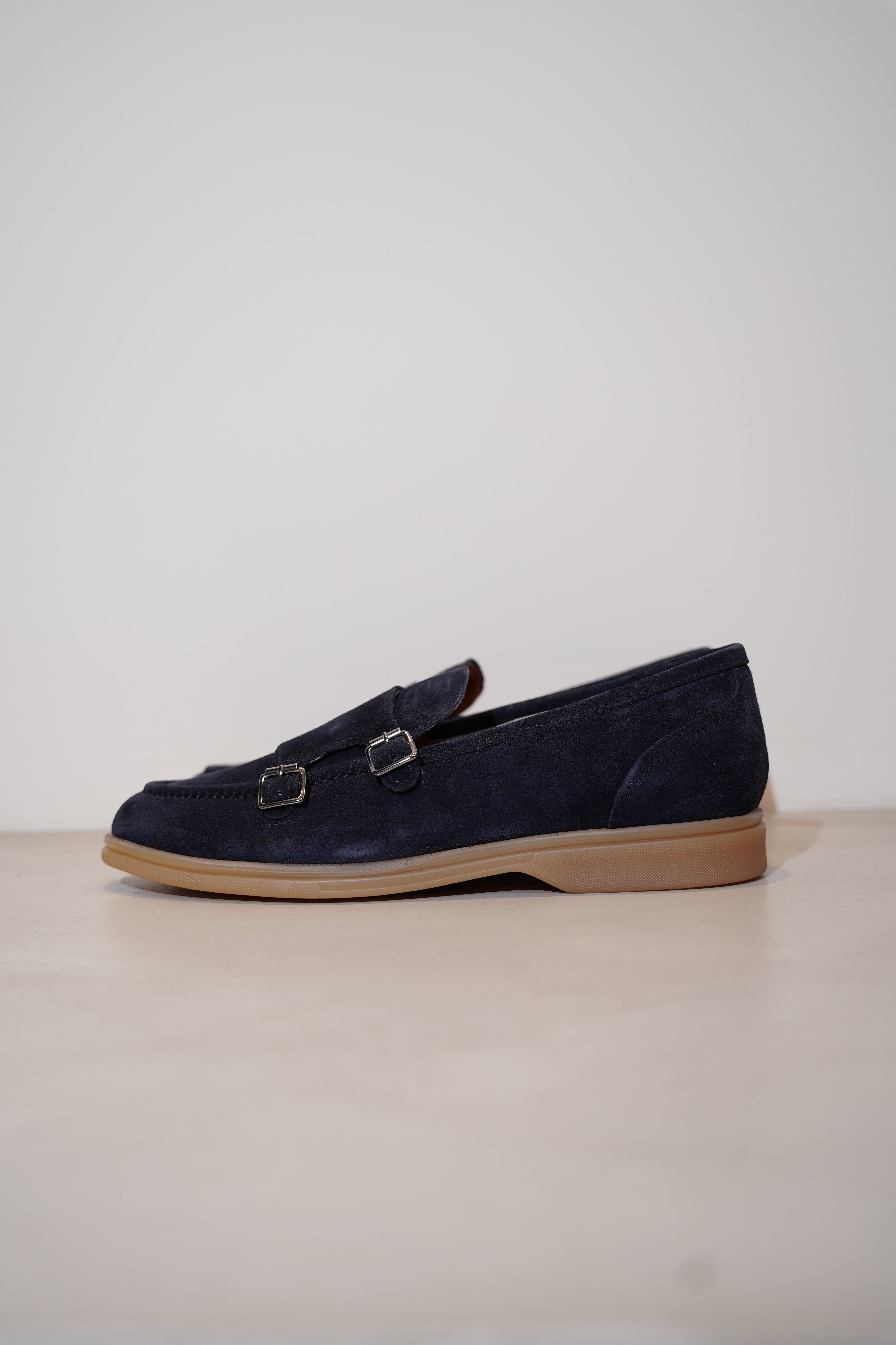 Suede loafer gesp