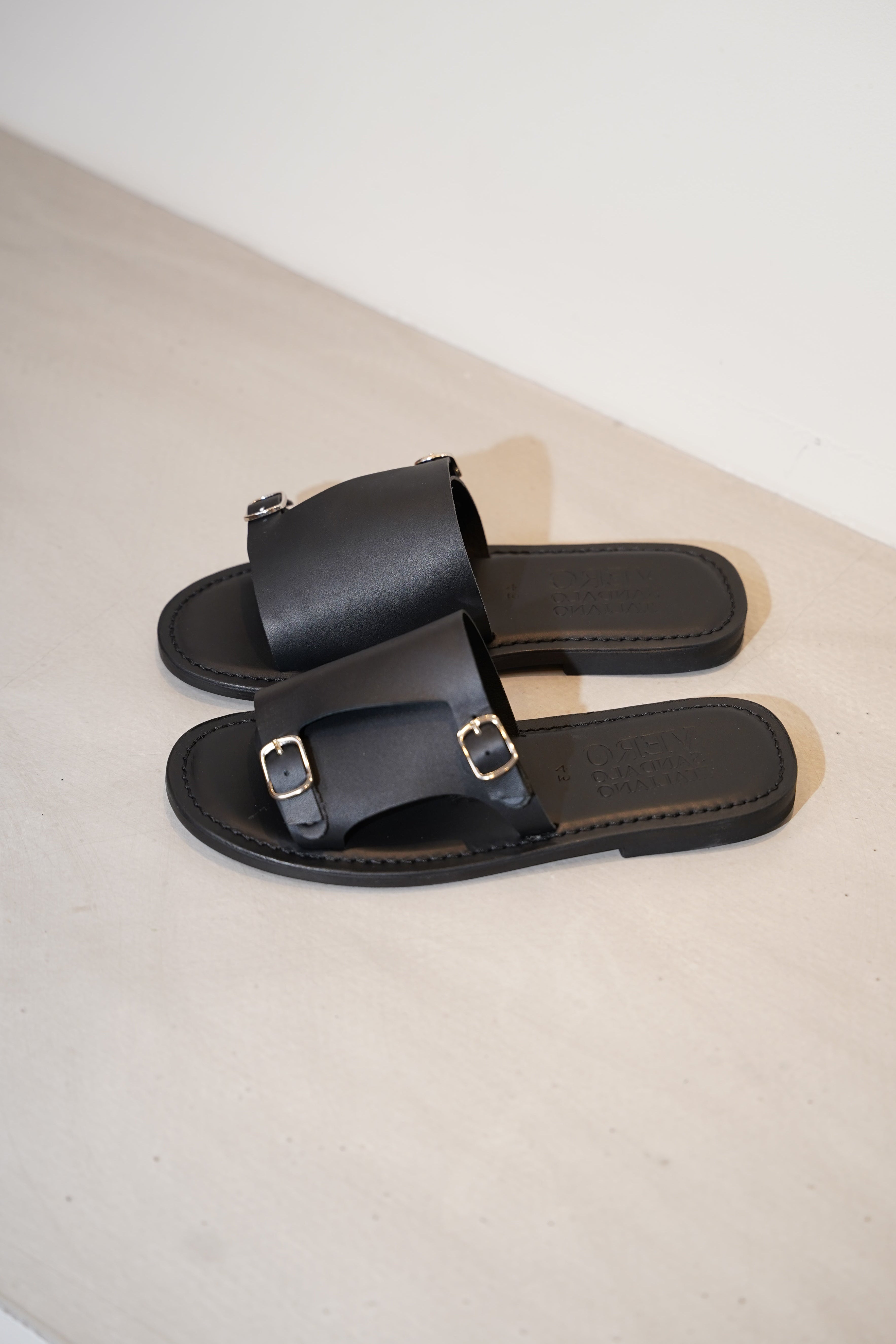 Leather slipper
