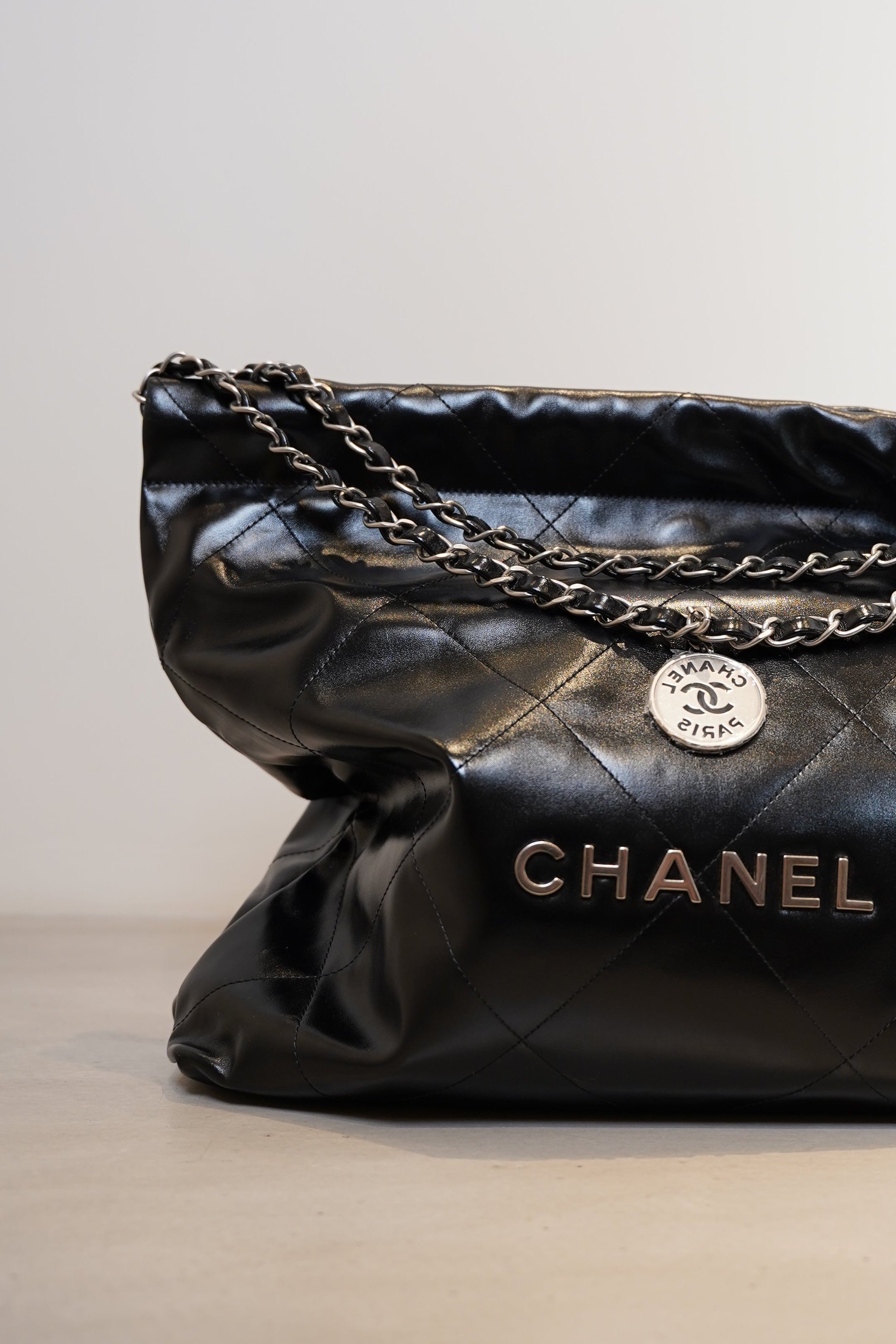 CHANEL 22