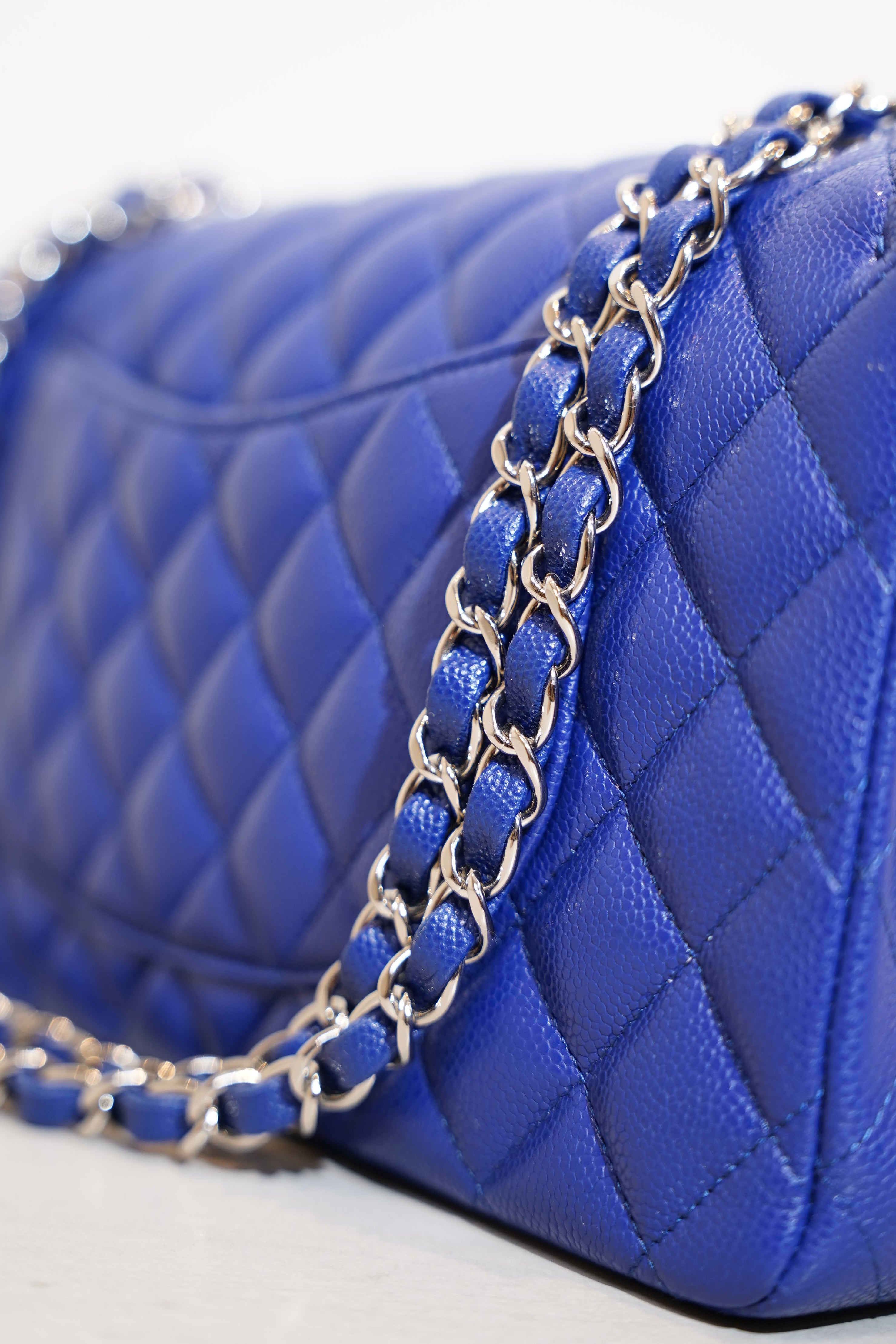 CHANEL MEDIUM FLAP BAG