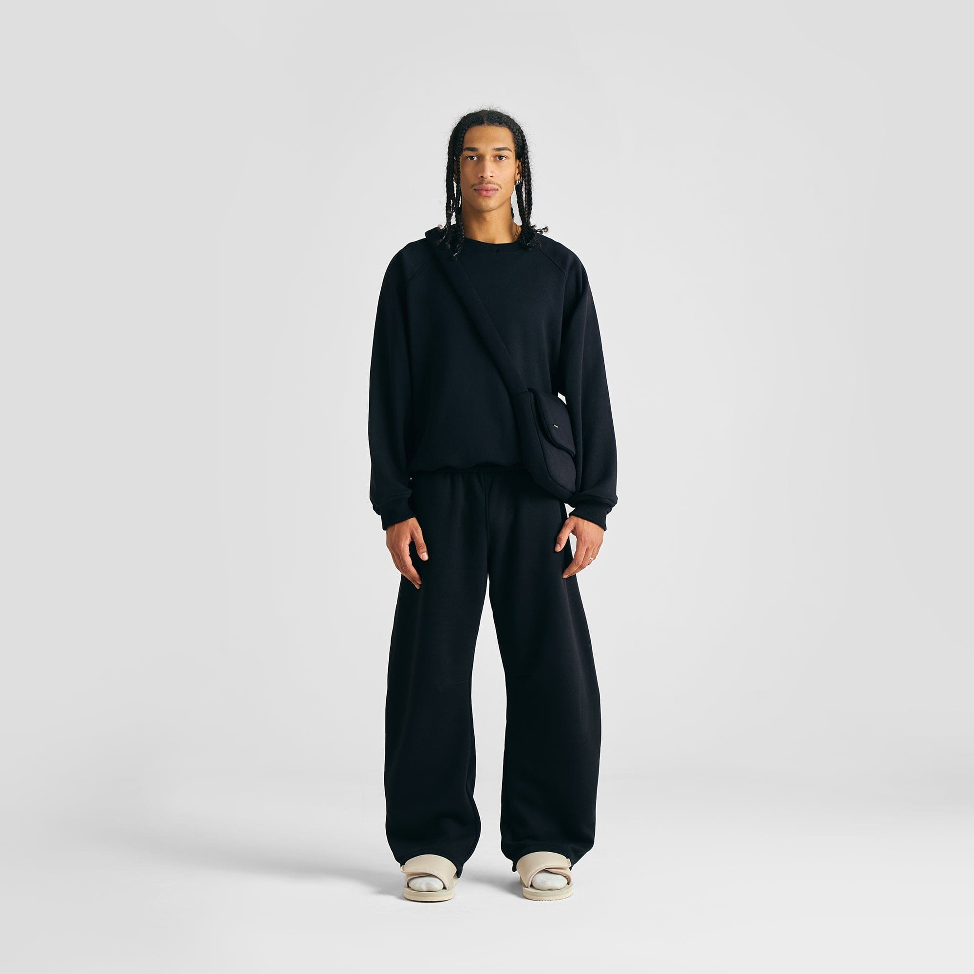 EVERYDAY JET BLACK CREWNECK SUMMER SALE