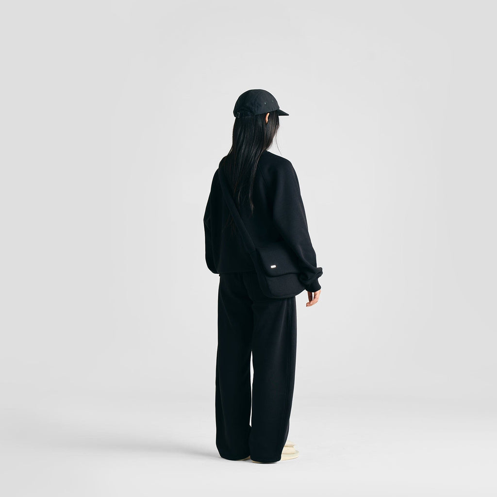 EVERYDAY JET BLACK CREWNECK SUMMER SALE