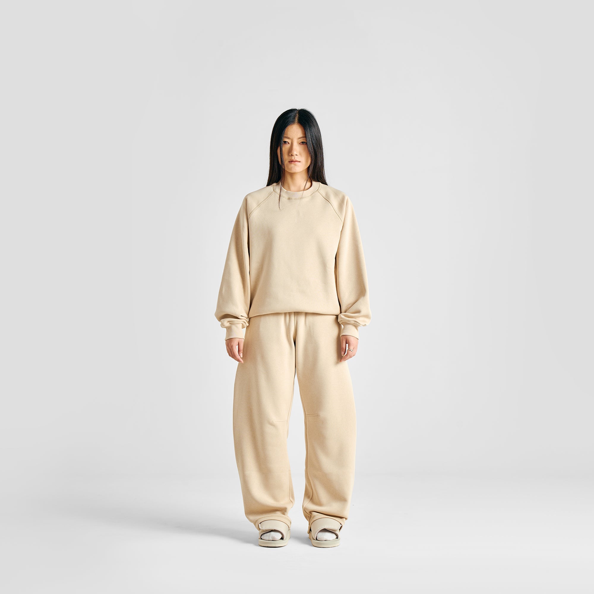 EVERYDAY SOFT SAND CREWNECK SUMMER SALE